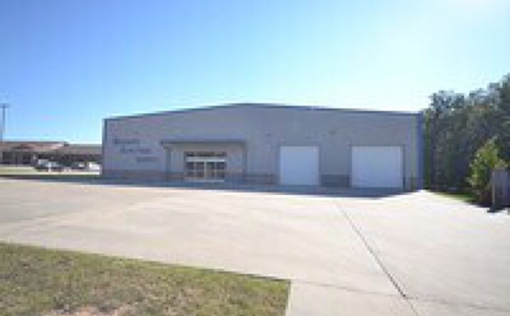 Pictures of Industrial property located at 102 Harvey Couch Blvd., Magnolia, AR 71753 for sales - image #1