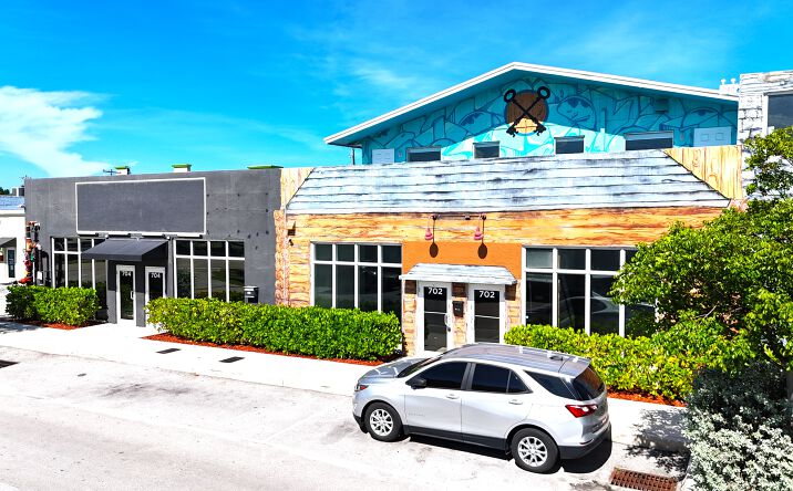 Pictures of Office, Retail property located at 702-706 NE 1st Ave, Fort Lauderdale, FL 33304 for sales - image #1