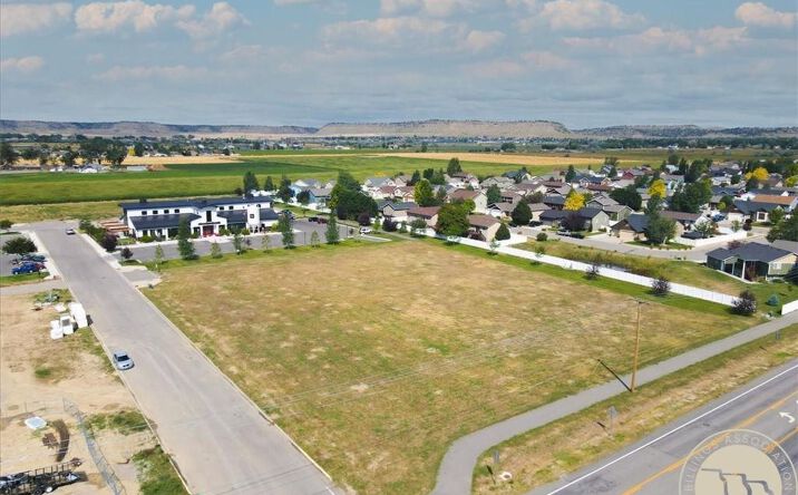 Pictures of Land property located at Block 1 Lo Hawk Creek Ave, Billings, MT 59106 for sales - image #1