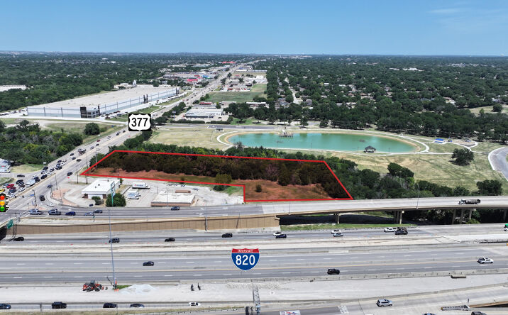 Pictures of Land property located at 5210 Denton Hwy., Haltom City, TX 76148 for sales - image #1
