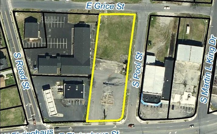 Pictures of Land property located at 120 E Ehringhaus St, Elizabeth City, NC 27909 for sales - image #1