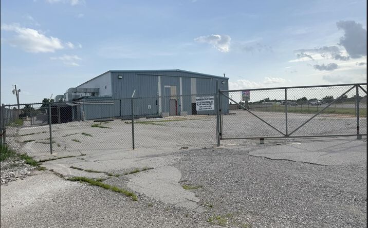 Pictures of Industrial property located at 818 W Veterans Memorial Hwy, Blanchard, OK 73010 for sales - image #1