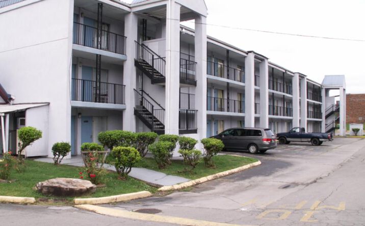 Pictures of Multifamily property located at 1500 N Cherry St, Knoxville, TN 37917 for sales - image #1