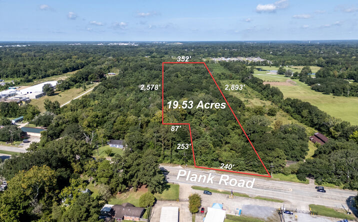 Pictures of Land property located at 13413 Plank Rd, Baker, LA 70714 for sales - image #1