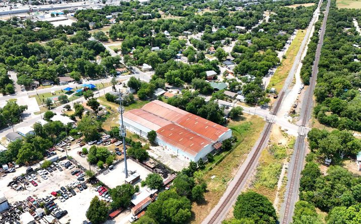 Pictures of Industrial property located at 312 Camacho St, San Marcos, TX 78666 for sales - image #1