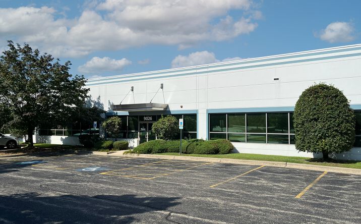 Pictures of Industrial, Office property located at 9026 Heritage Pkwy, Woodridge, IL 60517 for sales - image #1
