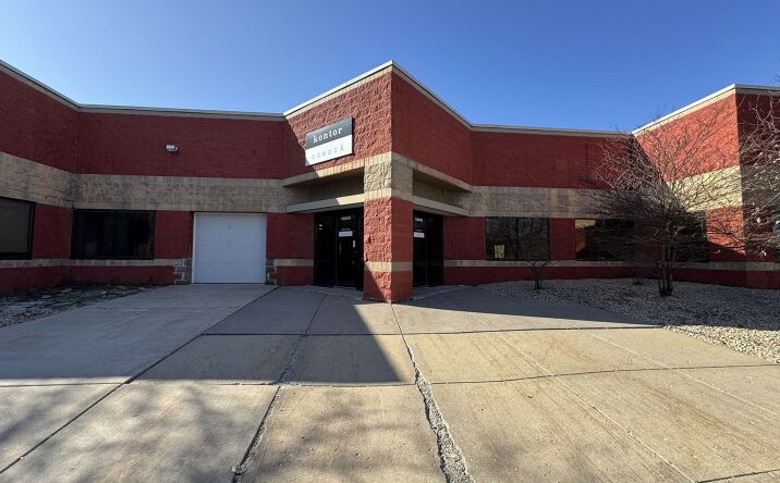 Pictures of Industrial property located at 14500 Martin Dr, Eden Prairie, MN 55344 for sales - image #1
