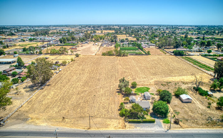 Pictures of Land property located at 0 McKinley, Fresno, CA 93722 for sales - image #1