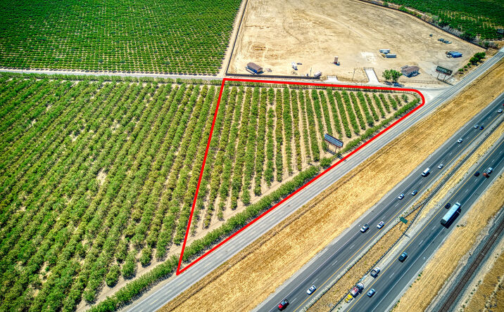 Pictures of Land property located at Rd 22, Madera, CA 93637 for sales - image #1