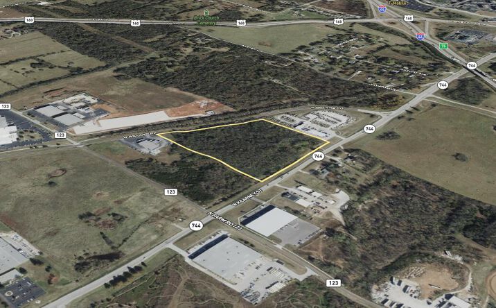 Pictures of Land property located at 4107 W Kearney St, Springfield, MO 65803 for sales - image #1