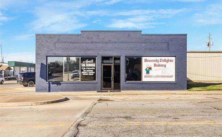 Pictures of Business for Sale, Retail property located at 225 S 3rd, McAlester, OK 74501 for sales - image #1