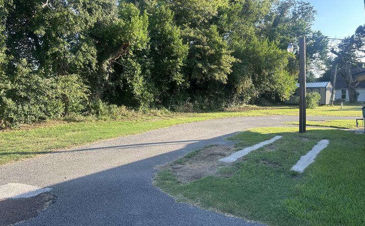 Pictures of Retail property located at TBD W Sabine, Carthage, TX 75633 for sales - image #1