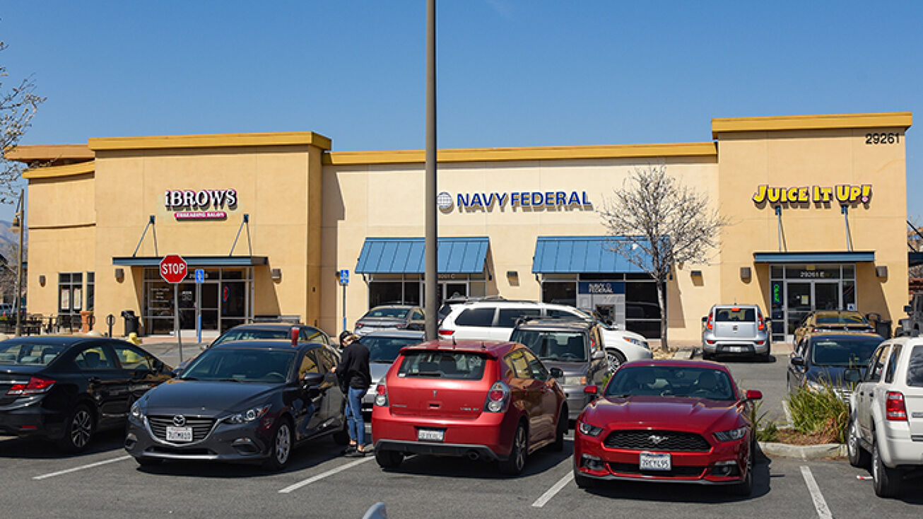 29261 Central Avenue, Lake Elsinore, CA 92532 Retail Property for