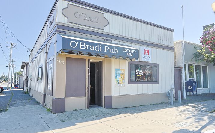 Pictures of Retail property located at 702 Newmark Ave, Coos Bay, OR 97420 for sales - image #1