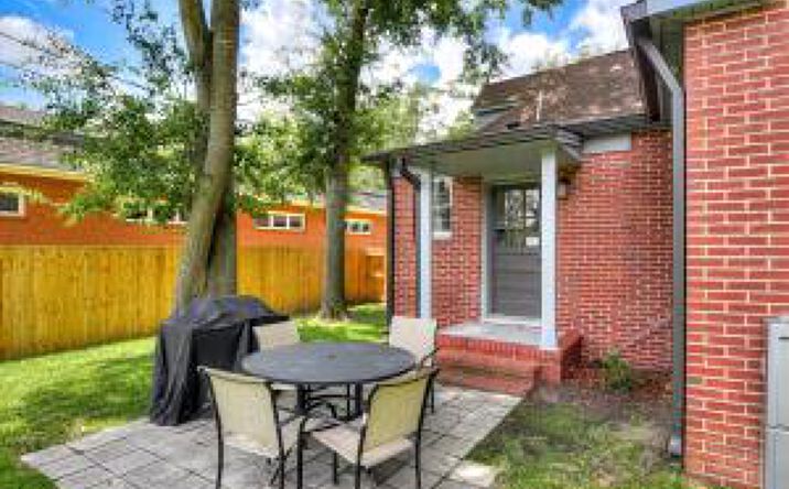Pictures of Multifamily property located at 222 Newberry Street, Aiken, SC 29801 for sales - image #1
