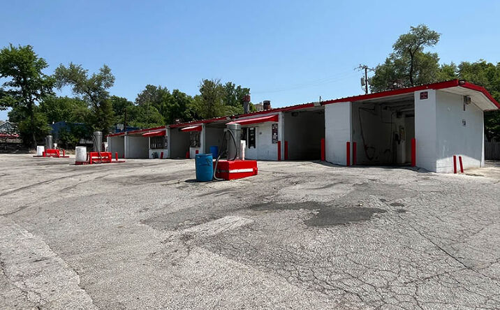 Pictures of Land, Retail property located at 4325 Prospect Ave, Kansas City, MO 64130 for sales - image #1