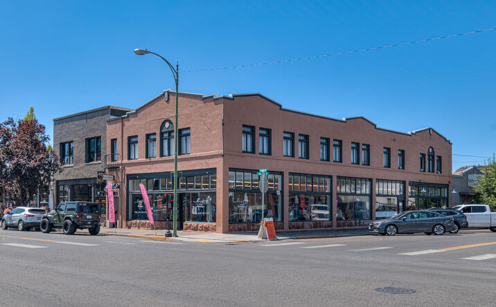 Pictures of Hospitality, Mixed Use, Multifamily, Retail property located at 395 N Main St, Prineville, OR 97754 for sales - image #1
