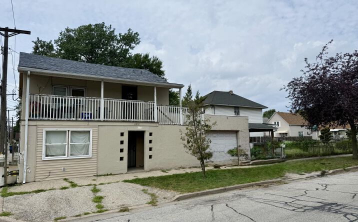 Pictures of Multifamily property located at 4812 Linden Avenue, Hammond, IN 46327 for sales - image #1
