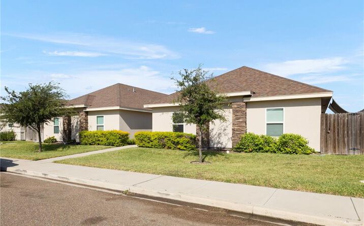Pictures of Multifamily property located at 409 Downing Avenue, Edinburg, TX 78539 for sales - image #1