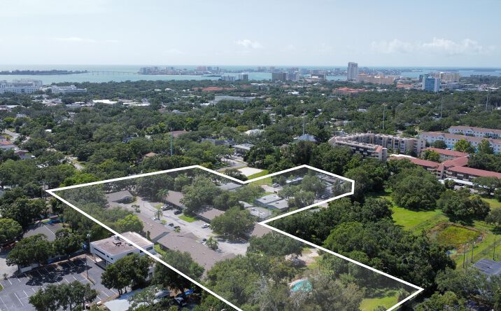 image of property at 1135 TUSKAWILLA DR Clearwater FL 33756