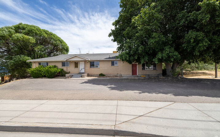 Pictures of Office property located at 1625 W Hwy 40, Vernal, UT 84078 for sales - image #1
