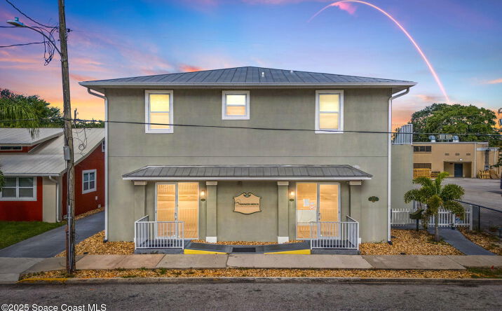 Pictures of Mixed Use, Multifamily, Office, Land property located at 2012 Vernon Place, Melbourne, FL 32901 for sales - image #1