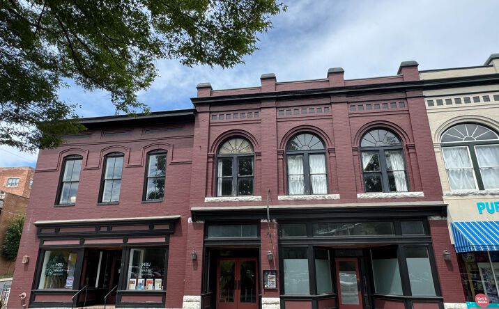 Pictures of Office, Retail property located at 19-25 W Johnson St, Staunton, VA 24401 for sales - image #1