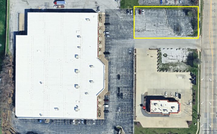 Pictures of Land property located at 1320 W Kimberly Rd, Davenport, IA 52806 for sales - image #1