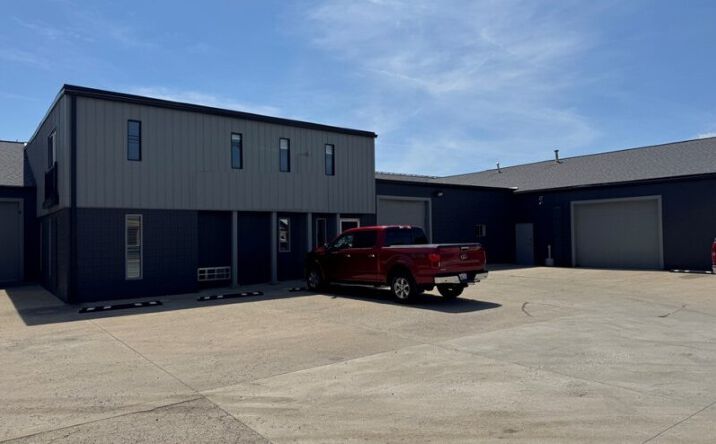 Pictures of Industrial property located at 805 E Perkins Rd, Urbana, IL 61802 for sales - image #1