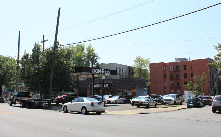 Pictures of Retail property located at 179 Mclean Avenue, Yonkers, NY 10705 for sales - image #1