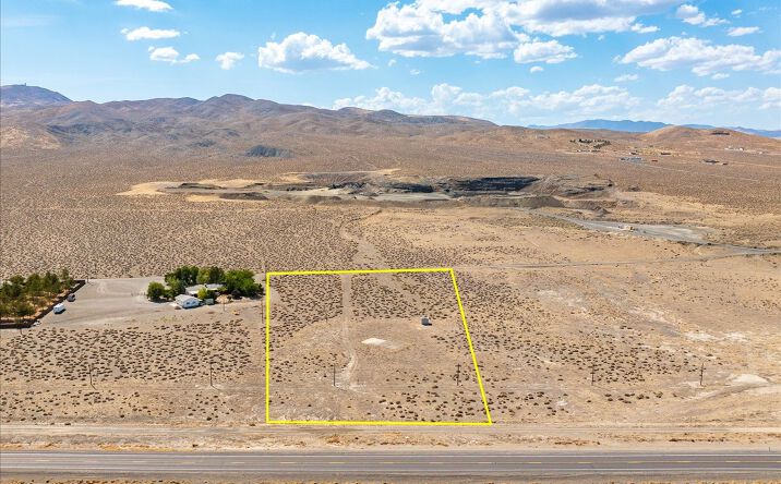 Pictures of Land property located at 6405 S Highway 95A, Silver Springs, NV 89429 for sales - image #1