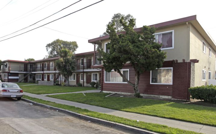 Pictures of Multifamily property located at 5424 St Mark Ave, Newark, CA 94560 for sales - image #1