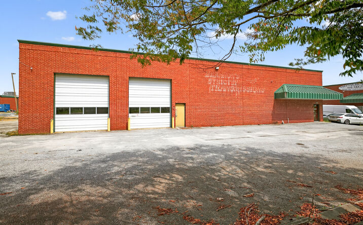 Pictures of Industrial, Mixed Use, Office, Retail property located at 3344 Langley Rd SW, Loganville, GA 30052 for sales - image #1