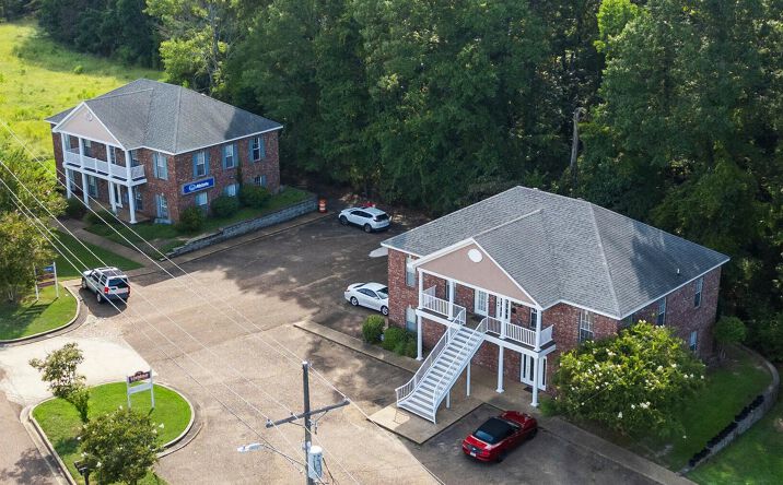 Pictures of Office property located at 112 Byram Pkwy, 18, Byram, MS 39272 for sales - image #1