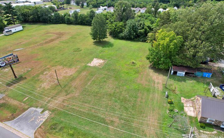 Pictures of Land property located at 1525 E 5TH Street, Metropolis, IL 62960 for sales - image #1