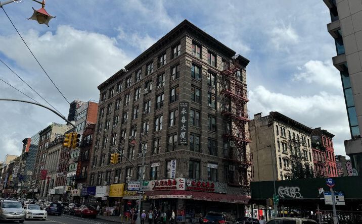Pictures of Office property located at 17 E Broadway 204, New York, NY 10002 for sales - image #1