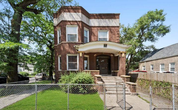 Pictures of Multifamily property located at 5758 S Honore Street, Chicago, IL 60636 for sales - image #1