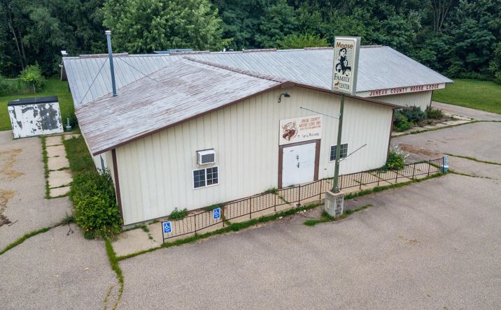 Pictures of Retail, Office property located at 601 Colfax, Mauston, WI 53948 for sales - image #1
