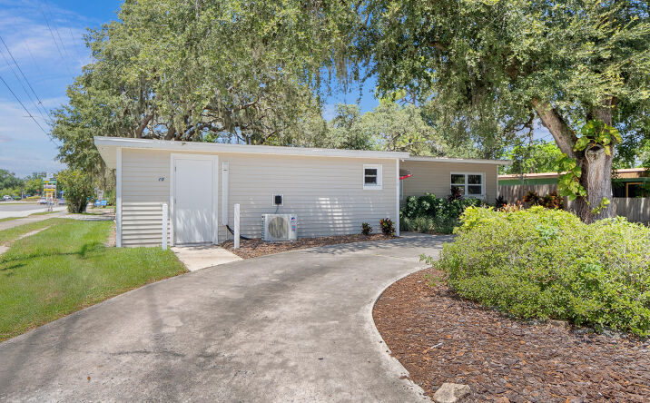 Pictures of Business for Sale property located at 10 N Hilltop Drive, Titusville, FL 32796 for sales - image #1
