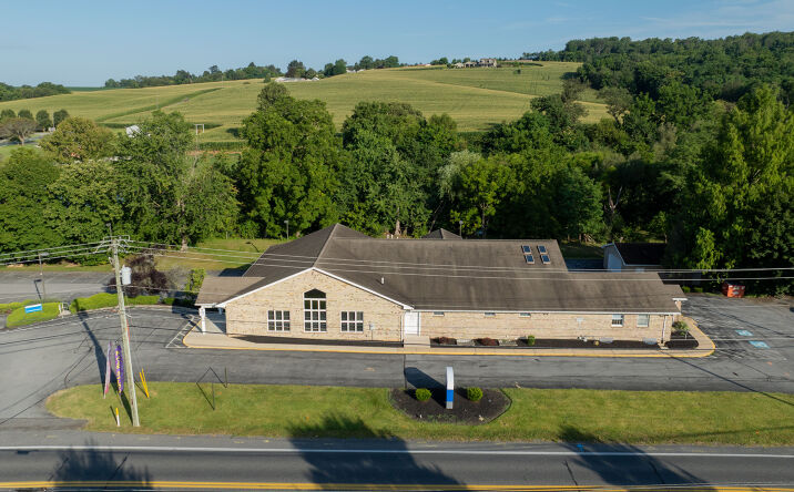 Pictures of Retail property located at 6155 Anthony Hwy, Waynesboro, PA 17268 for sales - image #1
