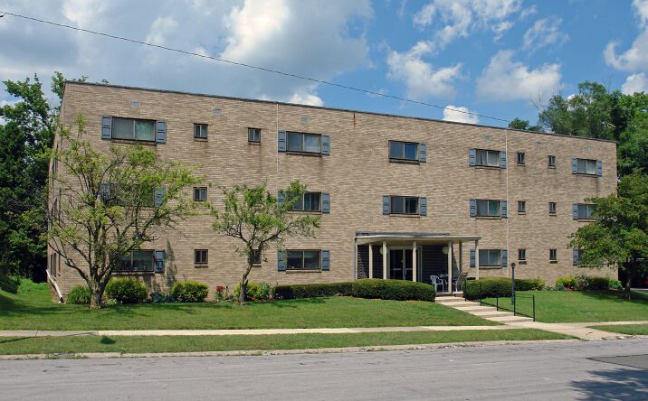 Pictures of Multifamily property located at 519 Heather Dr, Dayton, OH 45405 for sales - image #1