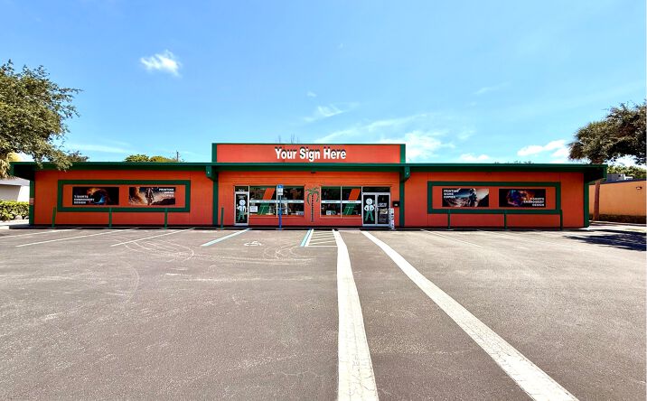 Pictures of Retail property located at 701 South Apollo Boulevard, Melbourne, FL 32901 for sales - image #1