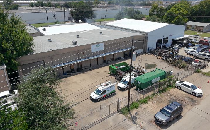 Pictures of Industrial property located at 8633 Antelope Dr, Houston, TX 77063 for sales - image #1