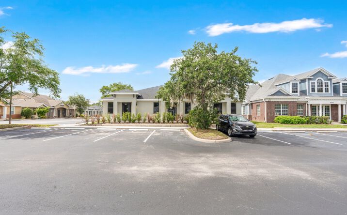 Pictures of Office property located at 1300 Lexington Green Ln, Sanford, FL 32771 for sales - image #1