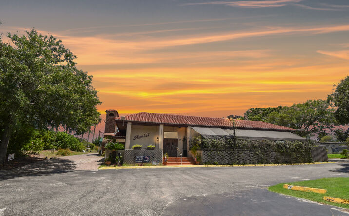 Pictures of Retail property located at 1915 A1A S, St. Augustine, FL 32080 for sales - image #1