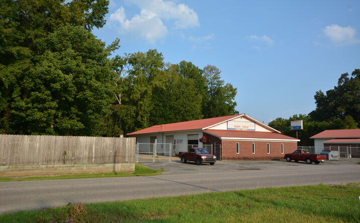 Pictures of Industrial, Retail, Special Purpose property located at 4008 Saks Road, Anniston, AL 36206 for sales - image #1
