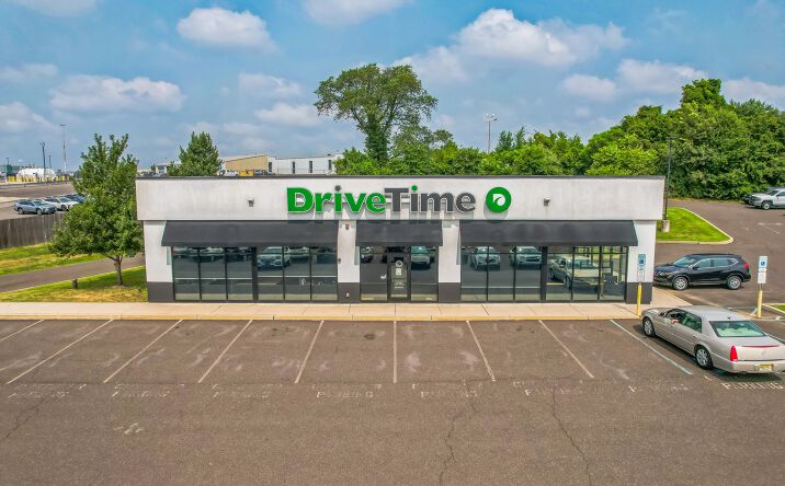 Pictures of Retail property located at 1816 Lincoln Hwy, Langhorne, PA 19047 for sales - image #1