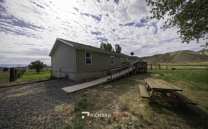 Pictures of Land property located at 2480 Hwy 20, Greybull, WY 82426 for sales - image #1