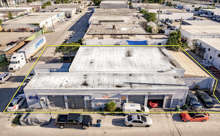 image of property at 745 NW 7TH TER Fort Lauderdale FL 33311-7312
