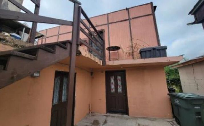 Pictures of Multifamily property located at 414 Main Ave, Laredo, TX 78040 for sales - image #1